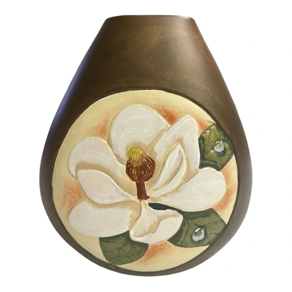 Signed Georgia Artist Hand-Carved Magnolia Pear-Shaped Pottery Vase 9